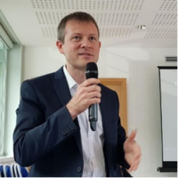 Nans Mollaret recrutement cadres et dirigeants collectivités lovales